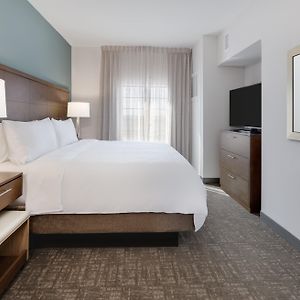 One-Bedroom King Suite Hearing accessible